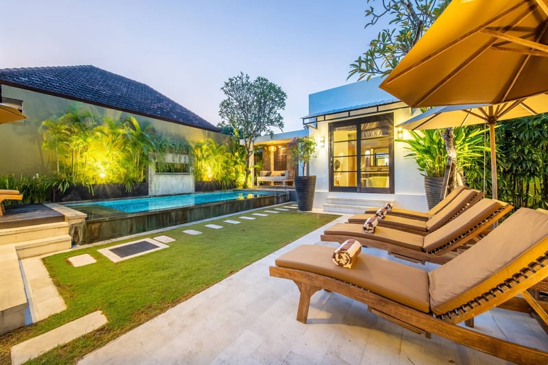 Lotus Luxury Villa Four Bedroom with Pool 17