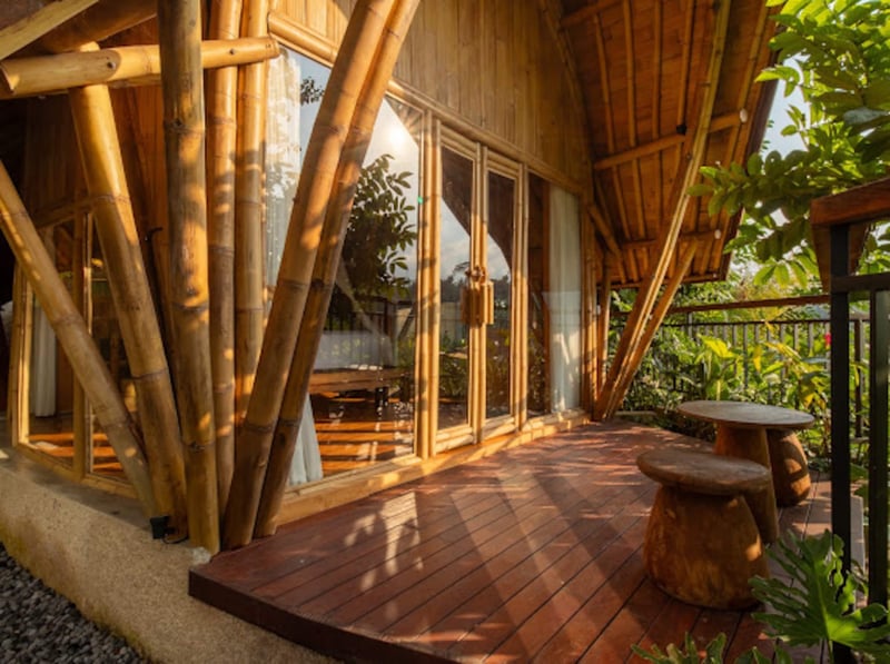 Bamboo Villa | Outdoor Tub & Sunset View — photo 5