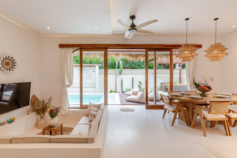 Chic 3BR Pool Villa • Canggu • Walk to Reload Gym — photo 5