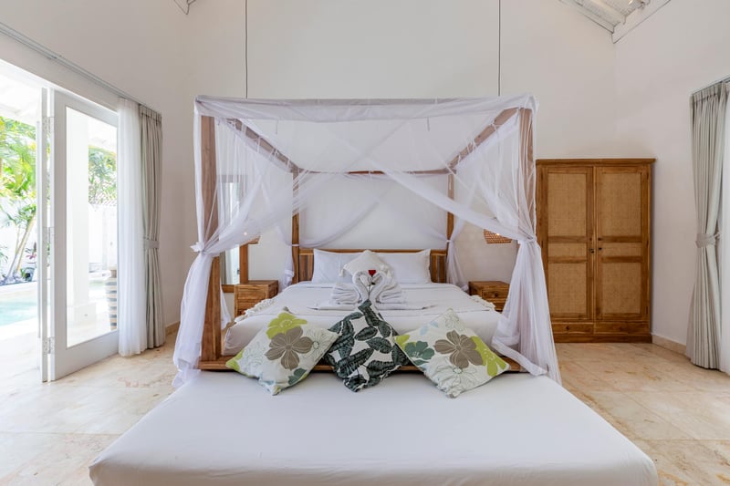 Romantic 2BR Pool Villa • Petitenget Hideaway 23