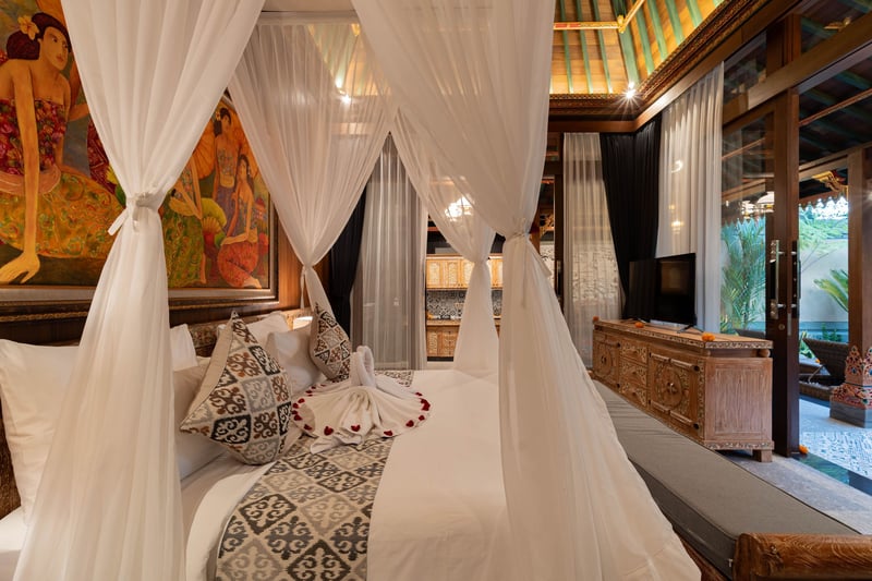 Luxury 1-BR Romantic Balinese Private Villa Ubud 24