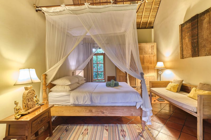 Balinese Antiques 2BR Villa 15 Mins to Ubud Centre 8