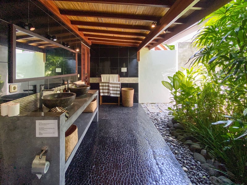 XL Tropical Estate • 4BR • Quiet • Next to POI 29