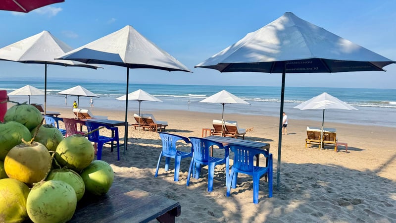 Stylish space, 2 mins walk to Kudeta Beach 26