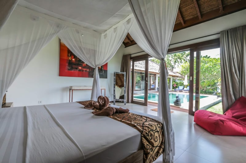 Spacious 3 Bedroom 
Villa Maya Aseman Bagus 17