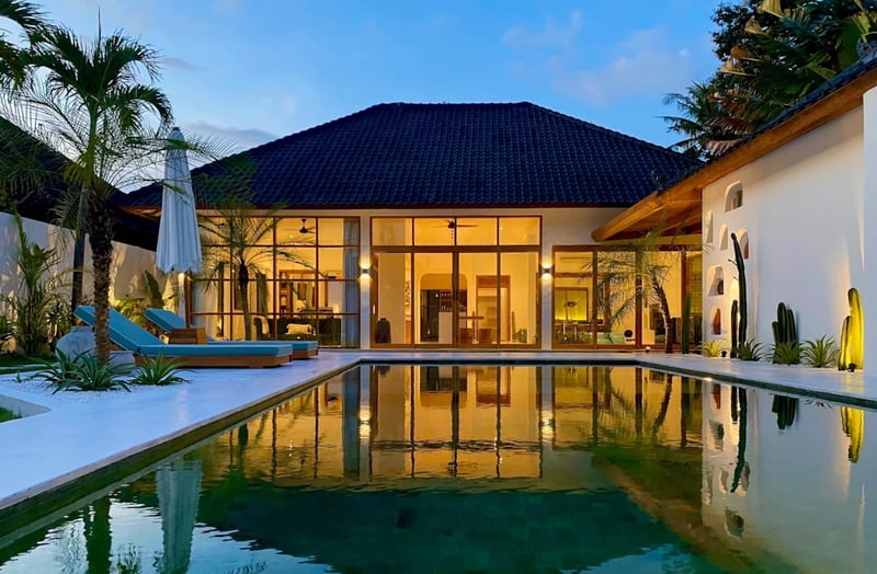 Brand New Private 3 BR Villa Sabarraca, Seminyak — photo 3
