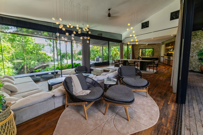 Lost Villa | Award-Winning Estate + 5-Star Staff 6