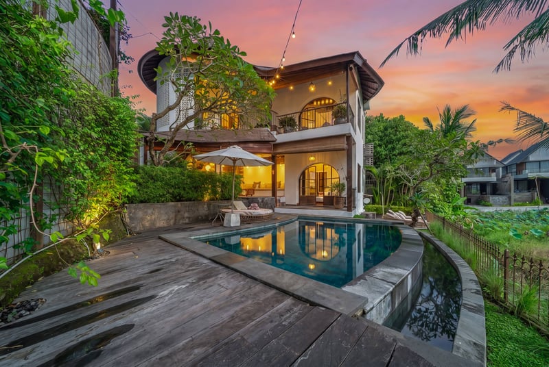 Yuka : Tropical Sunset Escape – 3BR Canggu Villa 1