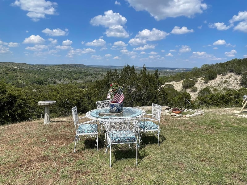 Ranch Retreat (Kendall County) — photo 2