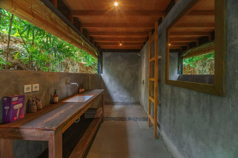 Villa Baja Barat 10