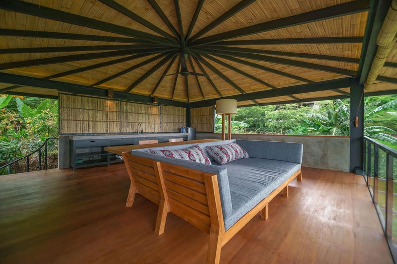Villa Baja Barat 21
