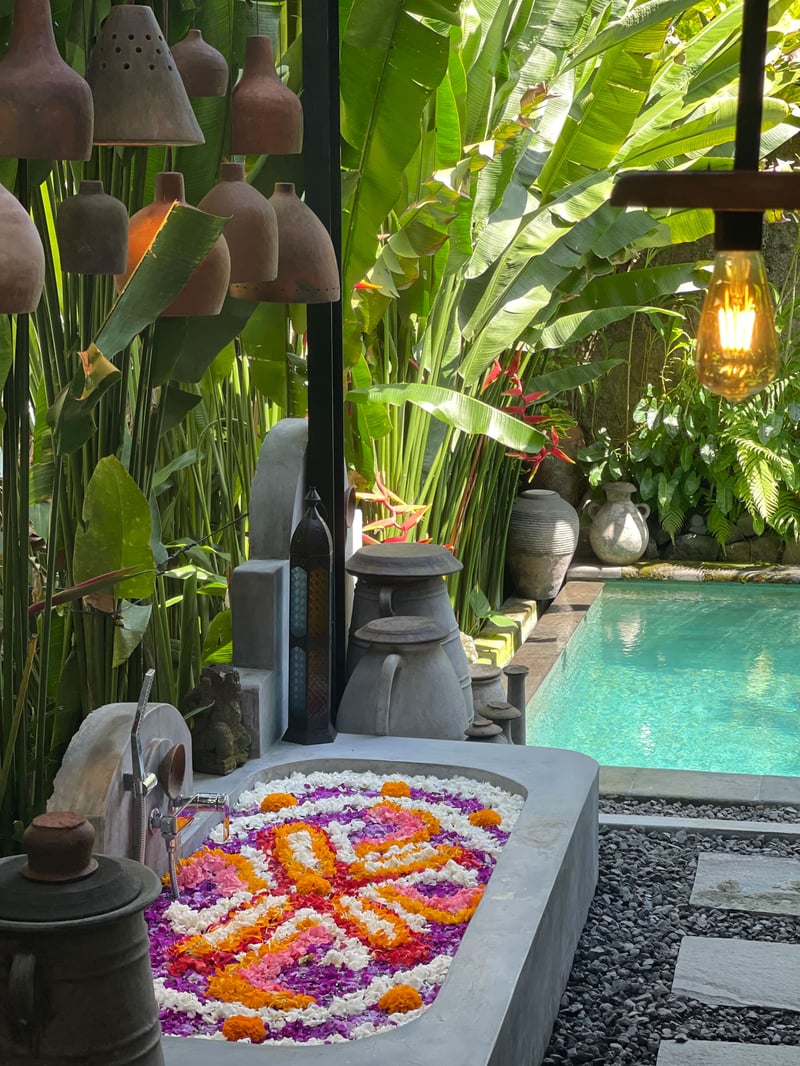 PabuanVilla, private, etnik & Impressive honeymoon 28