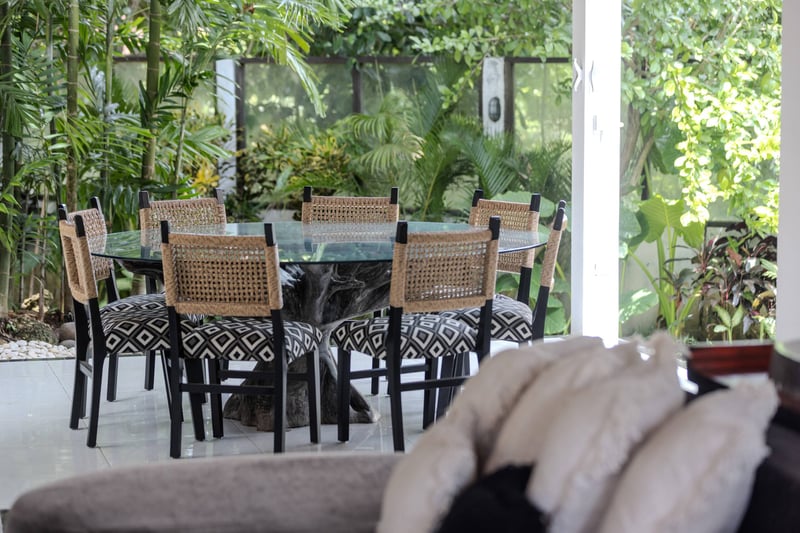 XL Tropical Estate • 4BR • Quiet • Next to POI 14