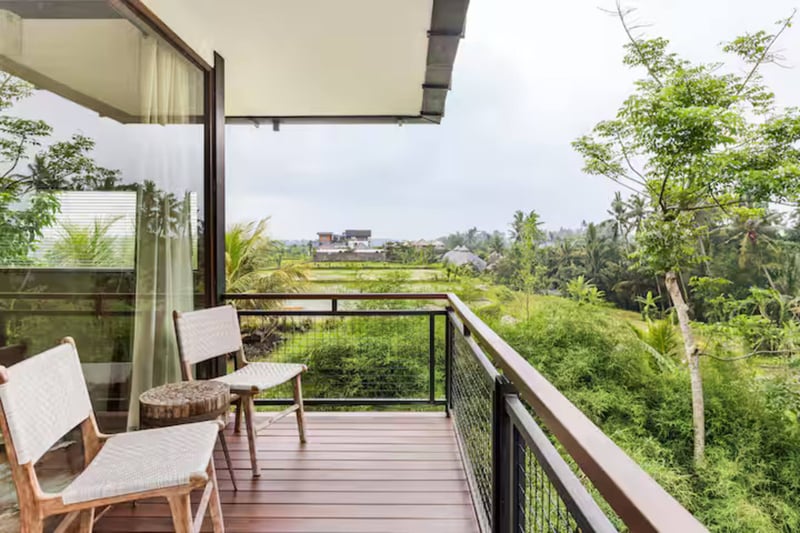 Modern 3BR Ubud Villa • Private Pool • Nature View 16