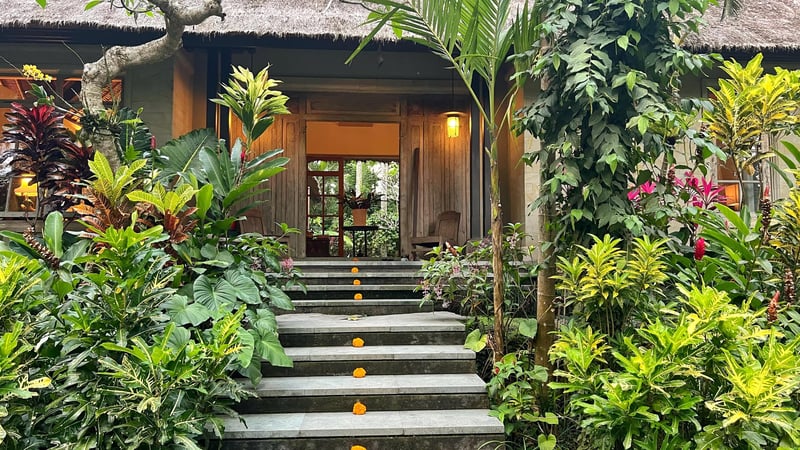 Balinese Antiques 2BR Villa 15 Mins to Ubud Centre — photo 4