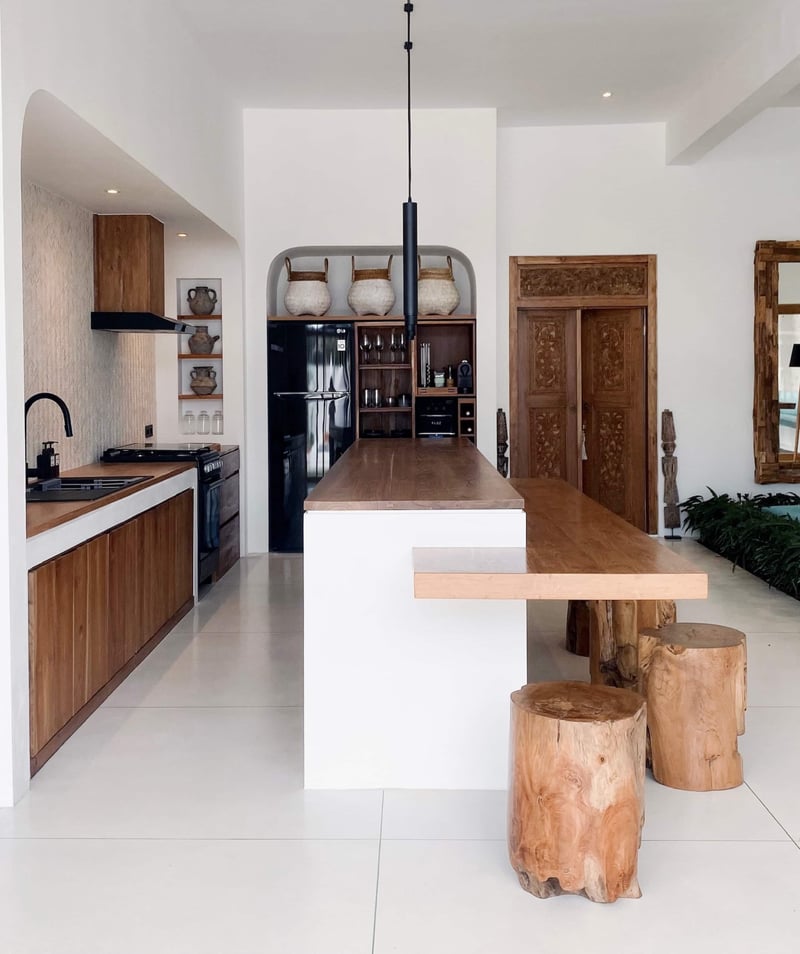 Brand New Private 3 BR Villa Sabarraca, Seminyak 9