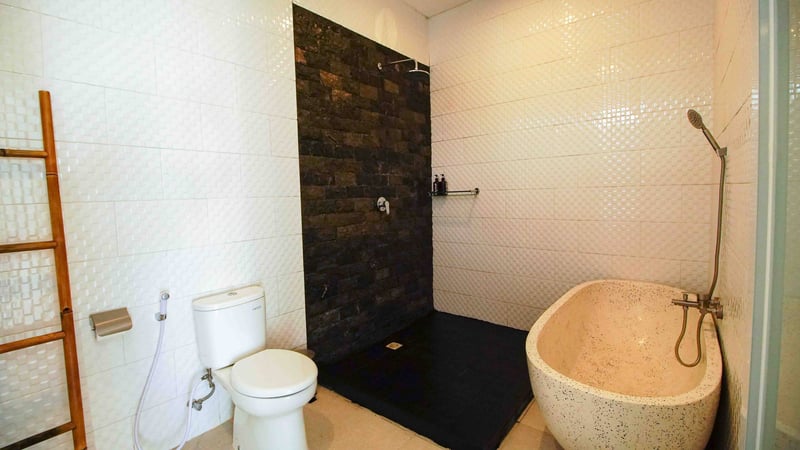 Seminyak - Villa Akmali 2BR w/Pool 5mins to Beach 32