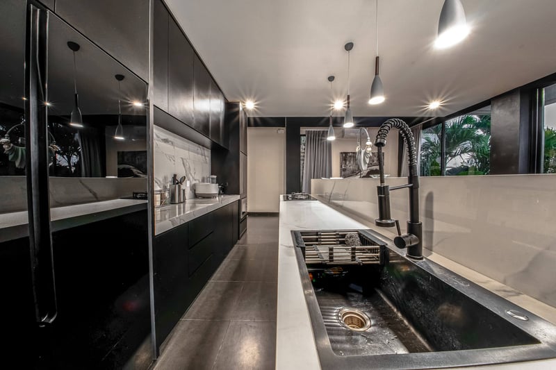 2BR Villa Freya I, 3-min walk from Balangan Beach — photo 4