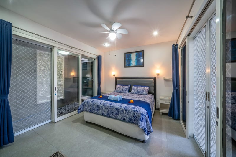 3 Bedroom Private Pool Villa in Kuta! 12