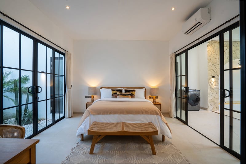 Villa Leva | Luxury Tropical 3BR Jimbaran 11