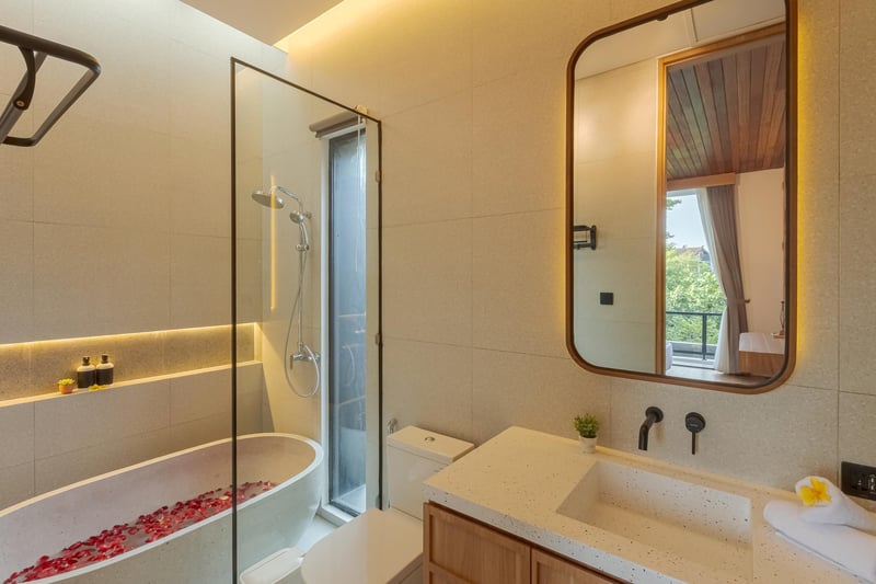 New Vin Villa Kerobokan 2BR with private pool 18