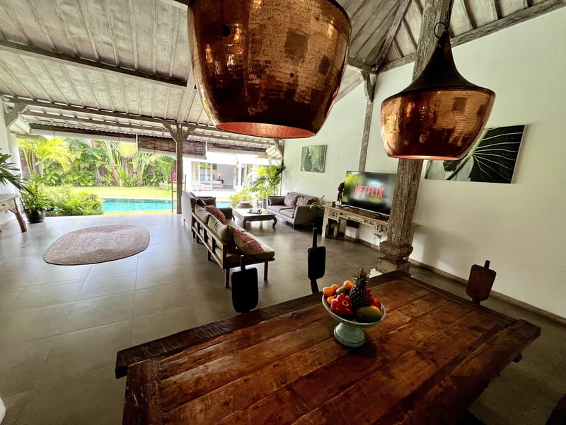 Huge 20m Private Pool / Balinese Style Villa 17