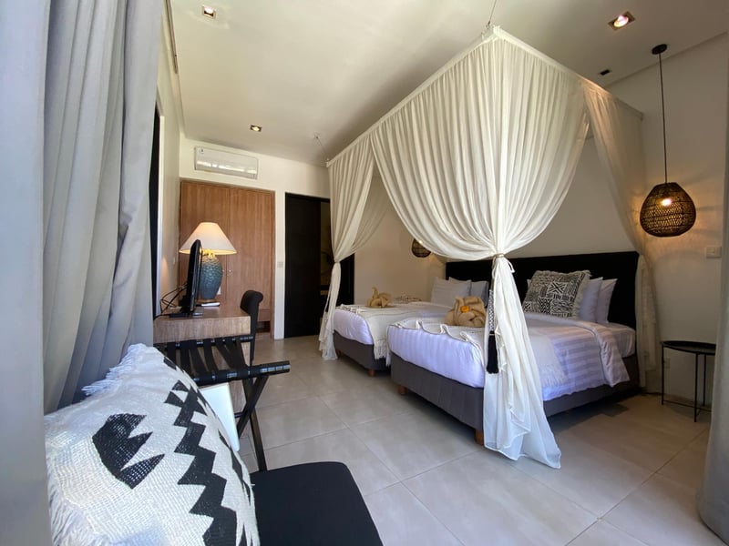 Lotus Luxury Villa Four Bedroom with Pool — photo 5