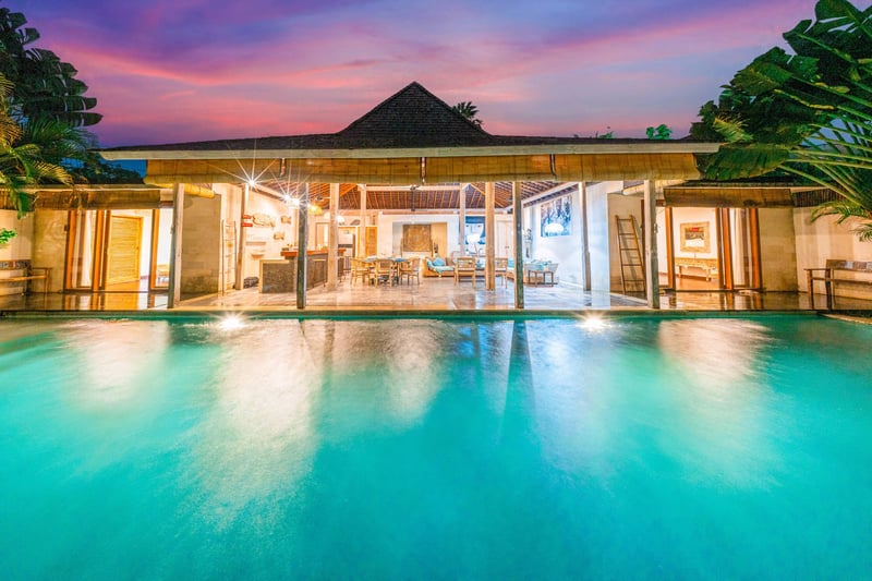 Canggu Private Luxury 4BR Pool Villa, Sundeck — photo 3