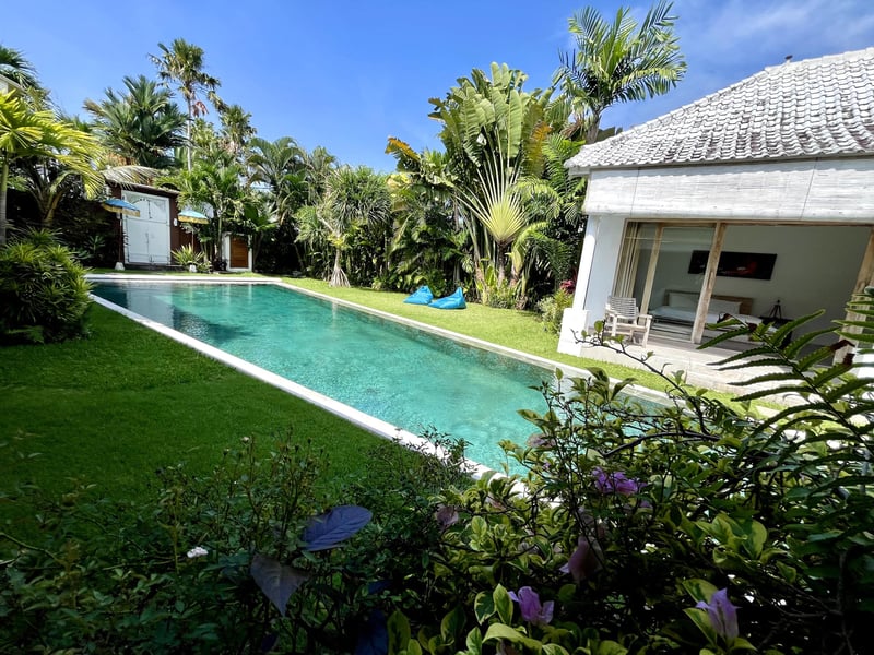 Huge 20m Private Pool / Balinese Style Villa 37