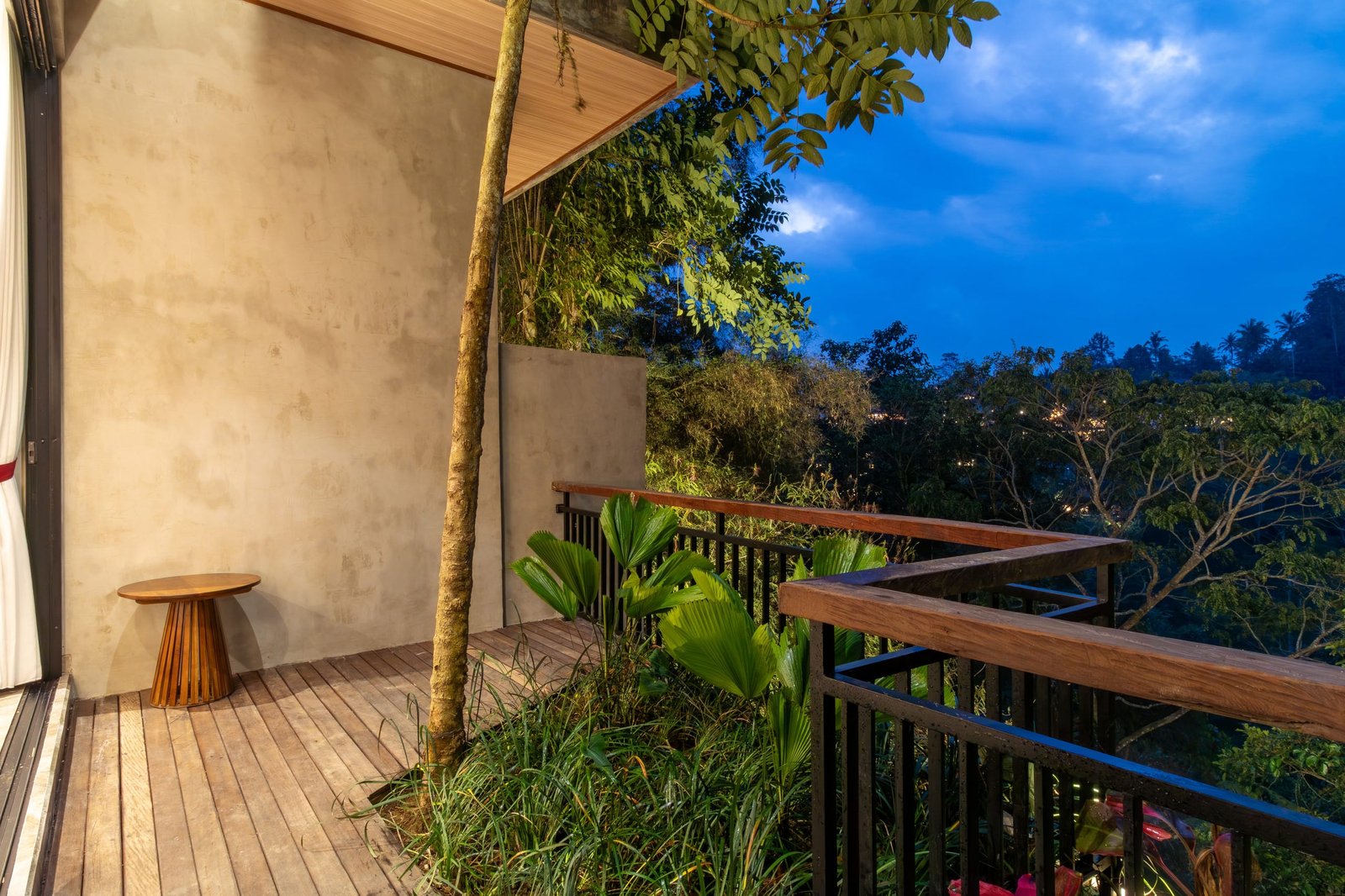 Sekar Garden Stay | Valley & Infinity Pool Access — photo 2