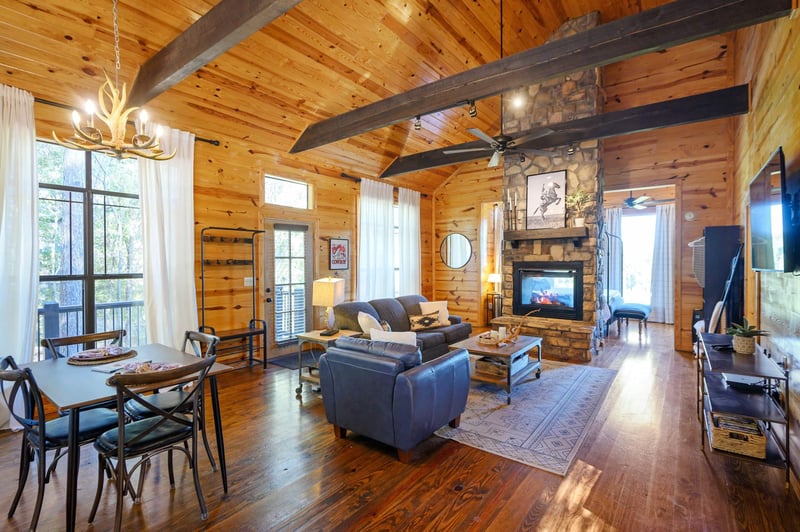 OMG Views Cabin — photo 3