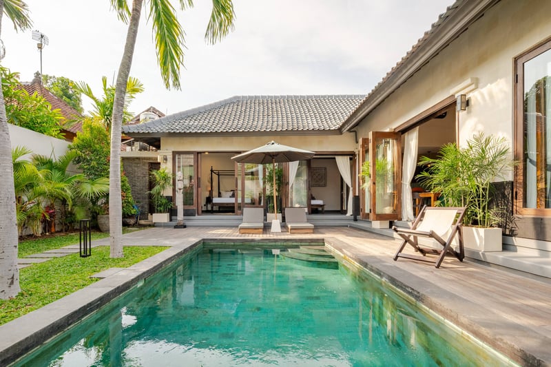 Damira 3BR Villa w/Pool, Seminyak 1