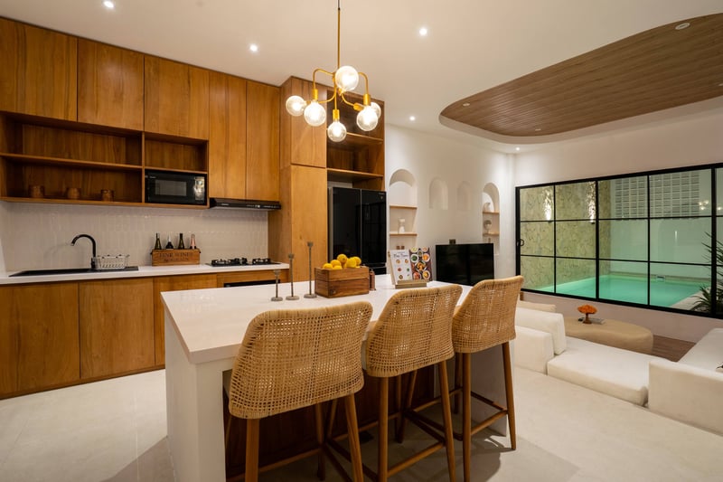 Villa Leva | Luxury Tropical 3BR Jimbaran 9