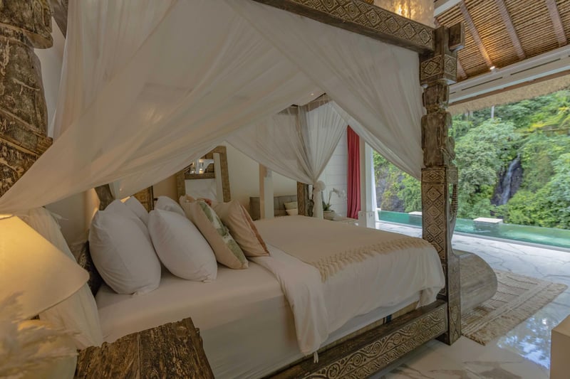 Hideout Jungle/River Villa @ VillaCellaBella 9