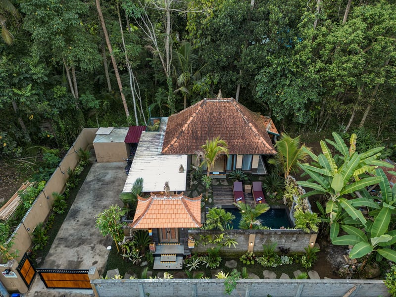 1-BR Private Villa in Ubud with Traditional Style 40