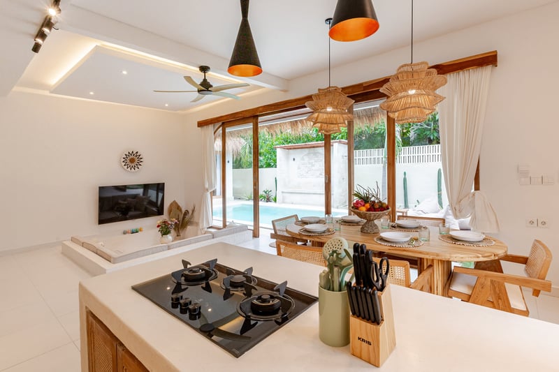 Chic 3BR Pool Villa • Canggu • Walk to Reload Gym 19