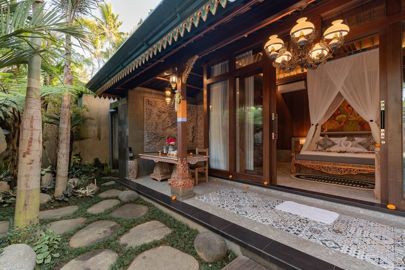 Luxury 1-BR Romantic Balinese Private Villa Ubud 8