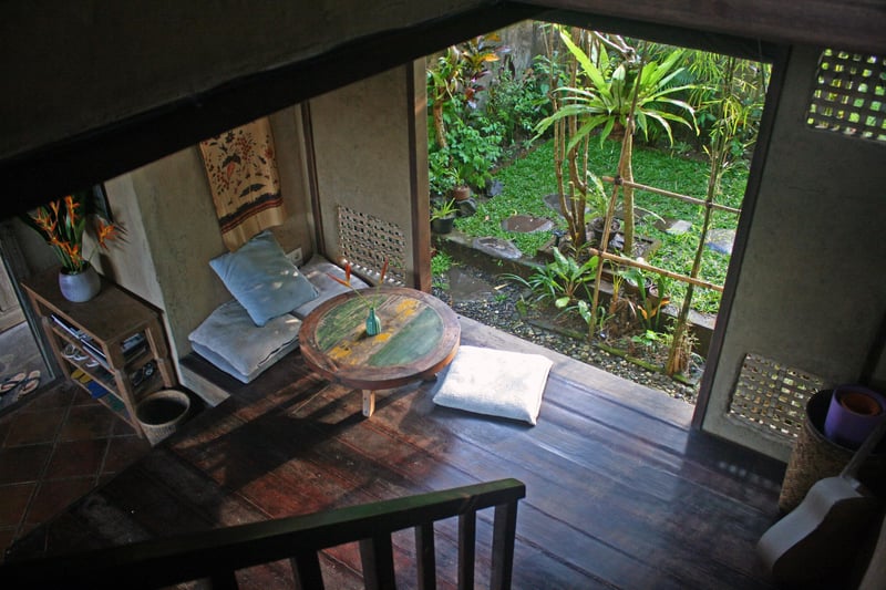 Noka House: Wabi-sabi Artist Eco Villa in Ubud 6