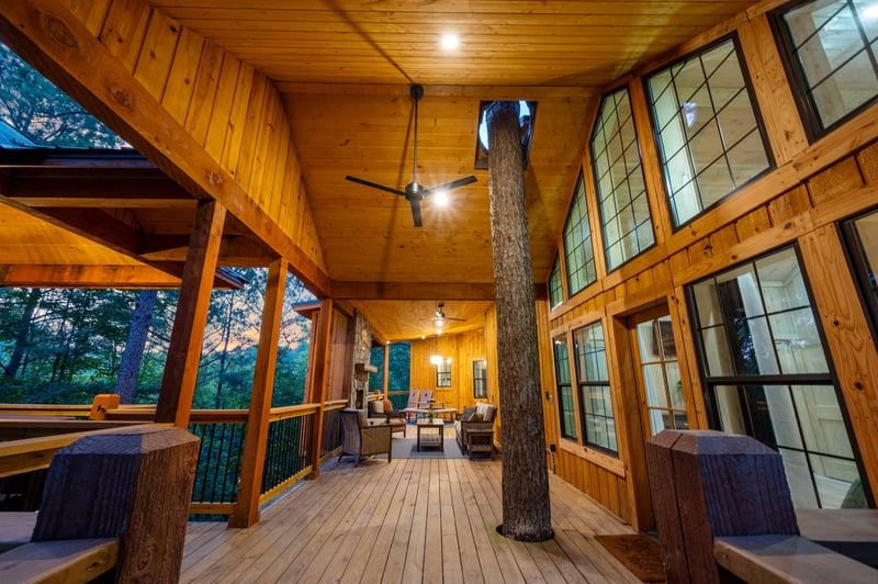 Wildberry Treehouse (Berry Creek Cabins) — photo 5