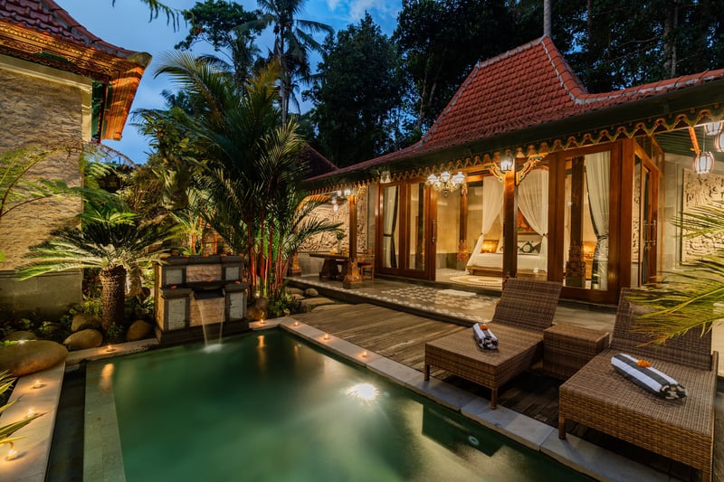 Luxury 1-BR Traditional Majestic Private Villa 1