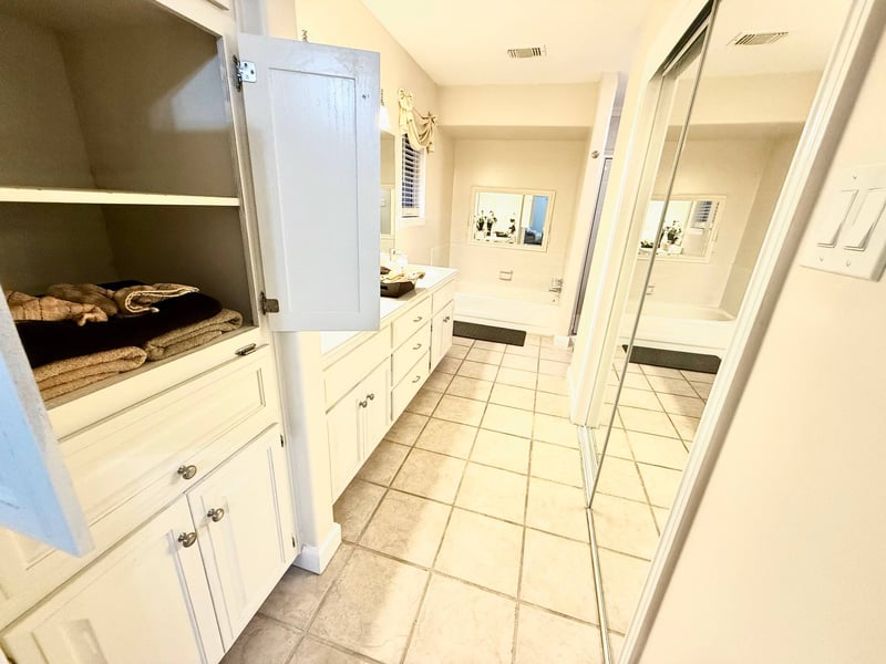 Pasadena Home Near Hospitals/Industry/ Shopping 17