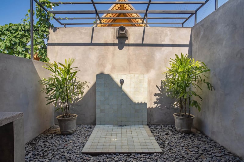 Kesambi 2 wooden house 35