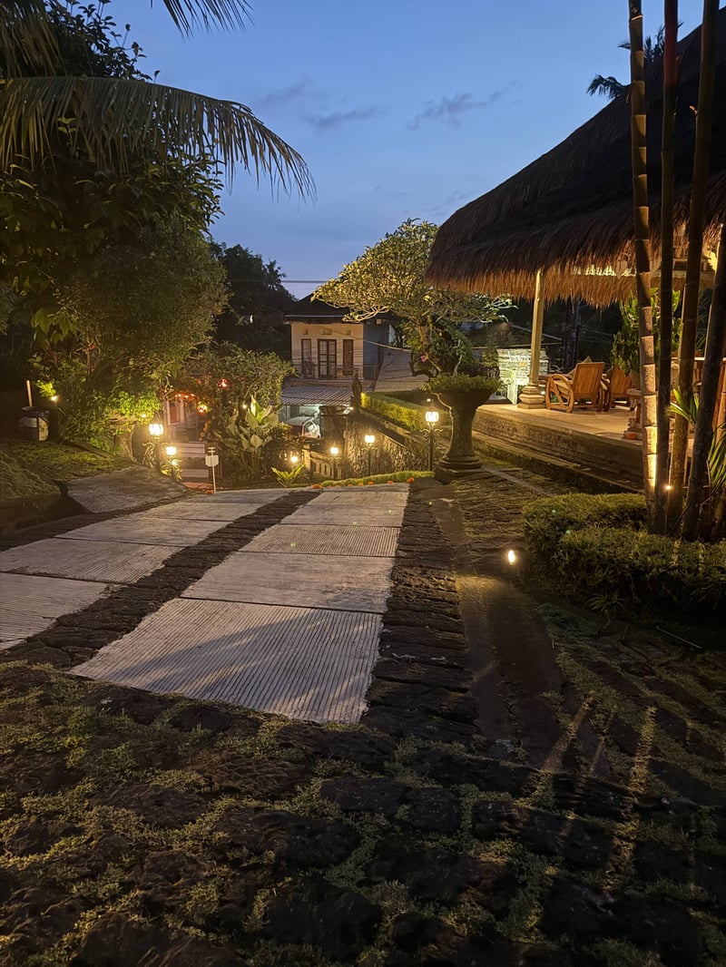 Romantic Ubud Getaway | 1BR Pool & Rice Field View 10