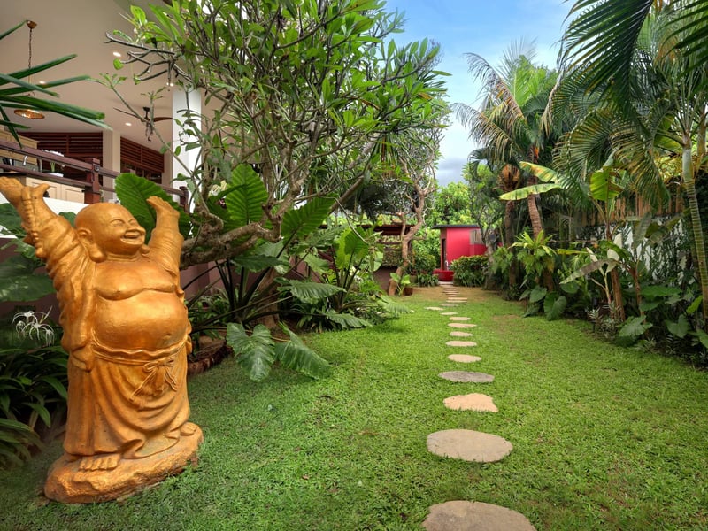 The Magic Villa 8