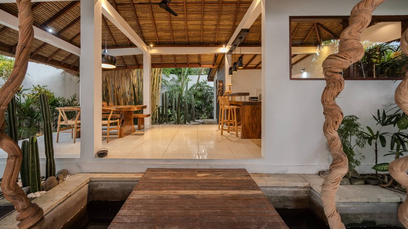 XL Tropical Estate • 4BR • Quiet • Next to POI 13
