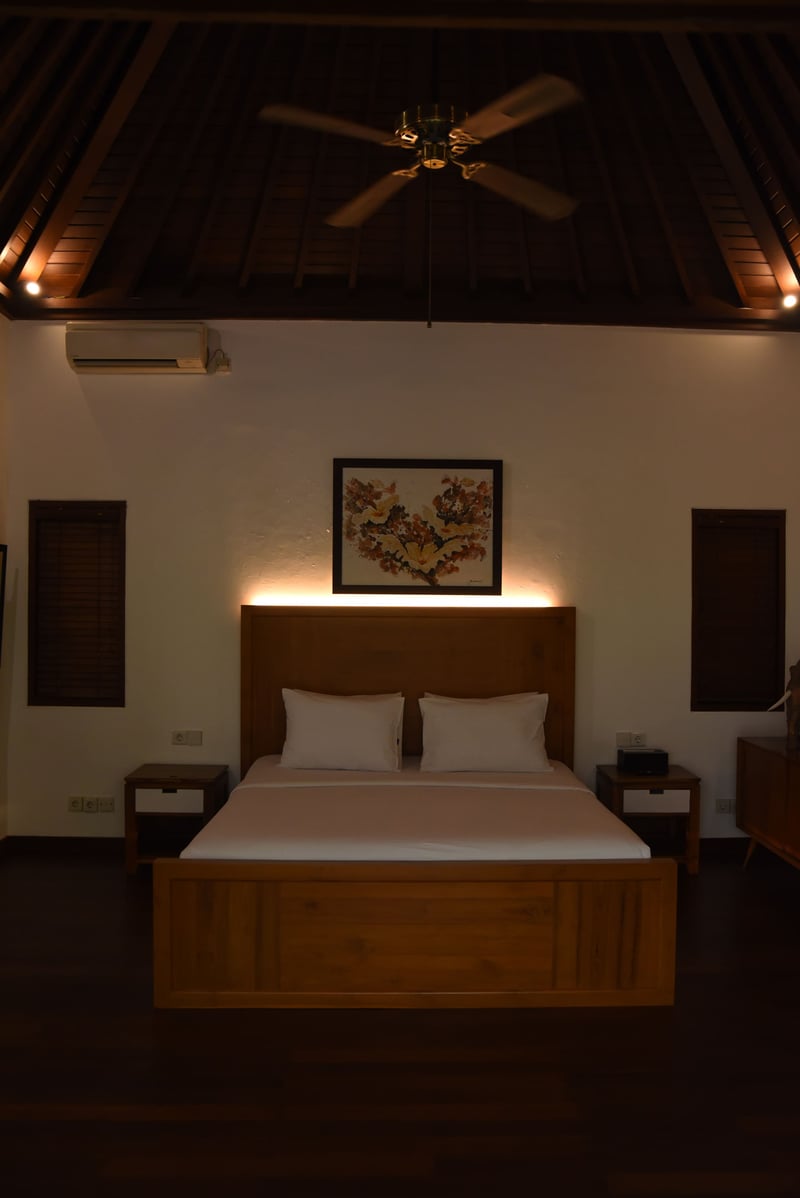 Walks to the beach - Villa with Gazebo 21