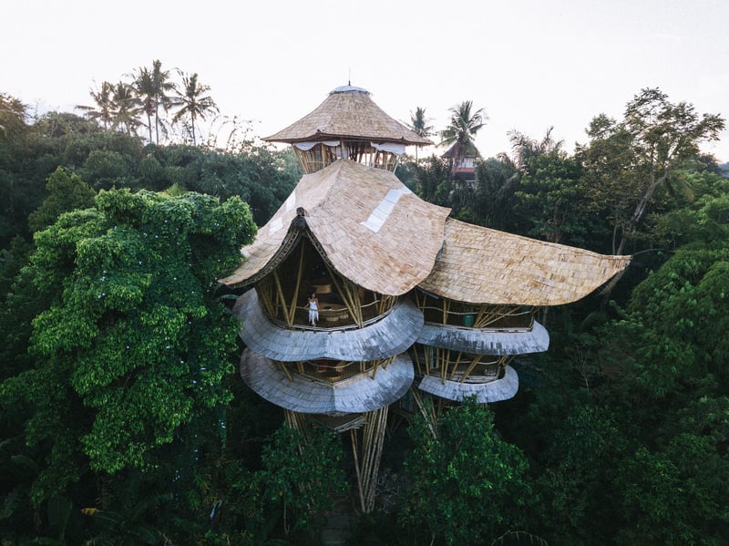 Sharma Springs 5 bds Luxurious Bamboo Mansion Pool 7
