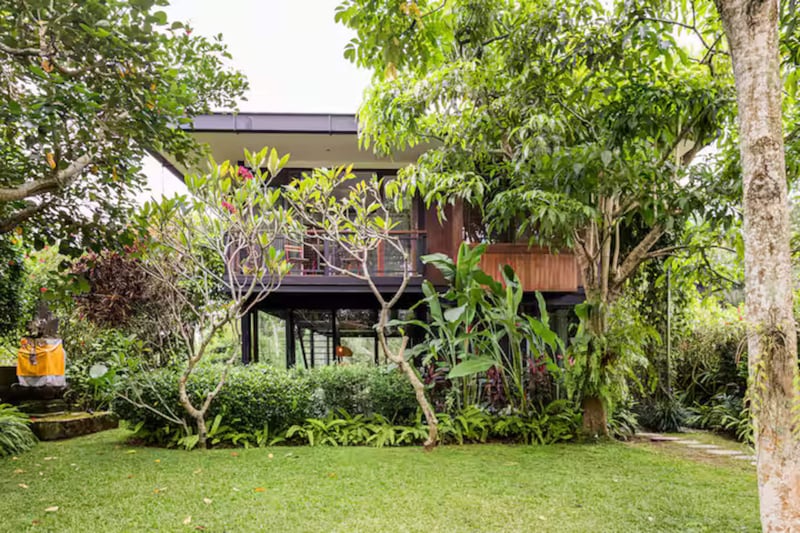 Modern 3BR Ubud Villa • Private Pool • Nature View 10