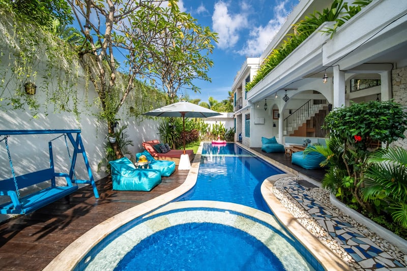 Villa Tyche Luxury 4BR Walk to beach & eat street — photo 2
