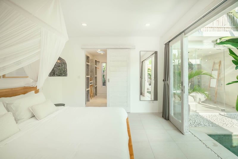 Stylish 1BR pool villa close to beach with office 16